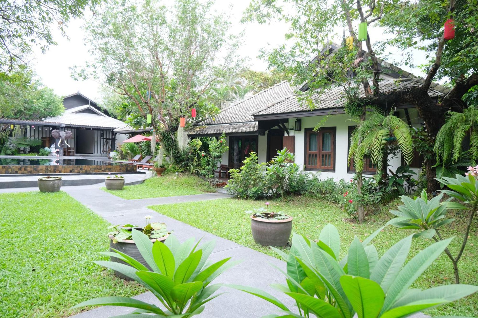 Vimarn Kaew Village And Resort 치앙마이 외부 사진
