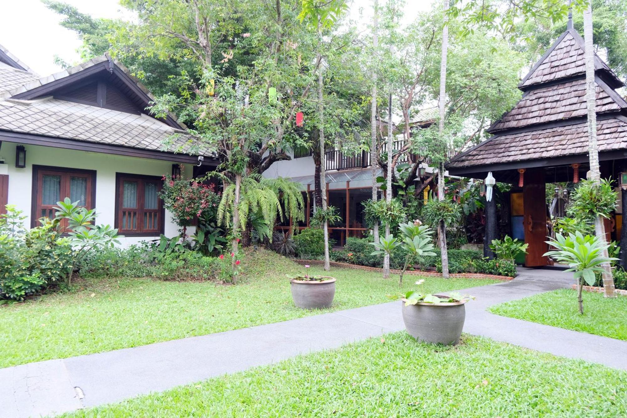 Vimarn Kaew Village And Resort 치앙마이 외부 사진